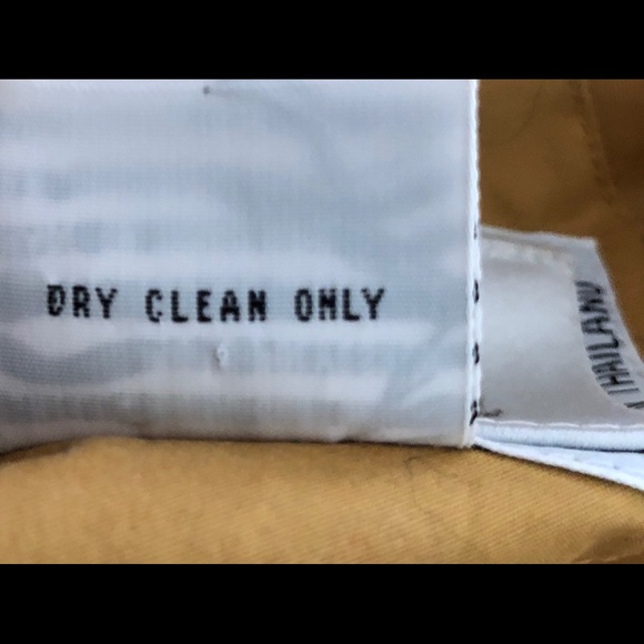 Neiman Marcus Exclusive Vintage Trench Coat - Picture 6 of 6